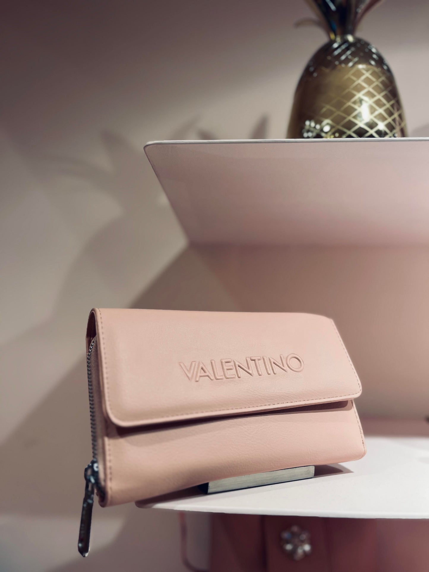 LIGHT PINK POWDER VALENTINO WALLET