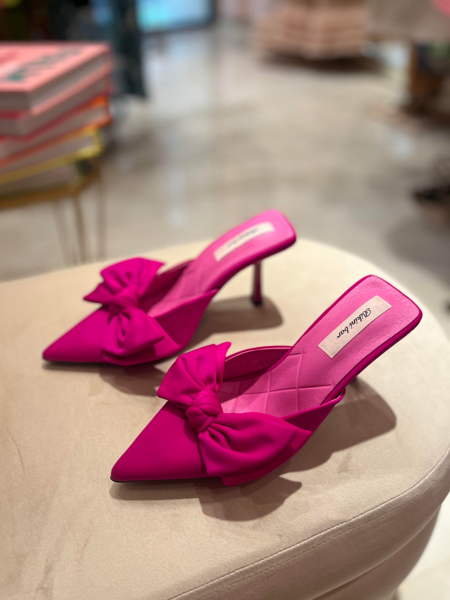 FUSCHIA MAT SATIN BOW MULE
