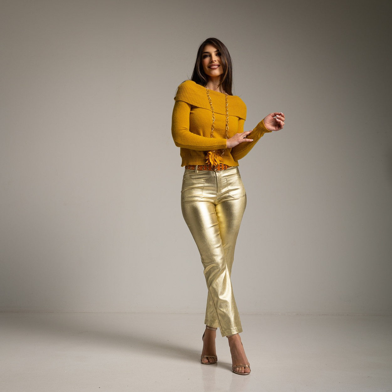 AMBER OVERLAP COLLAR KNIT SWEATER