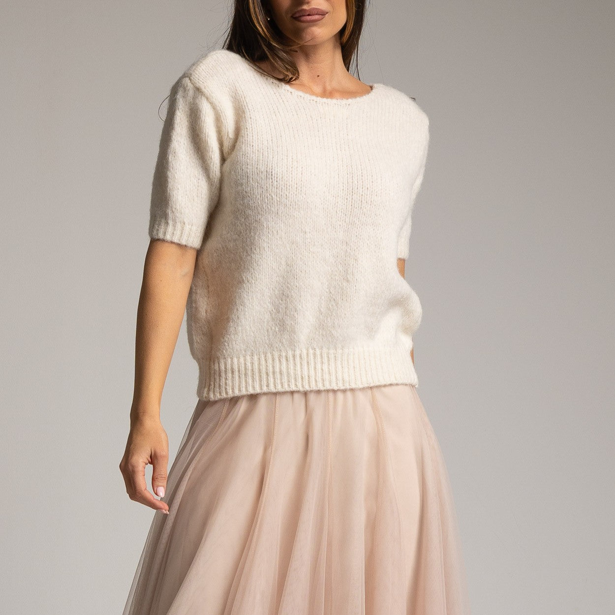 WHITE CREAM TRICOT KNIT SWEATER WITH BOWS