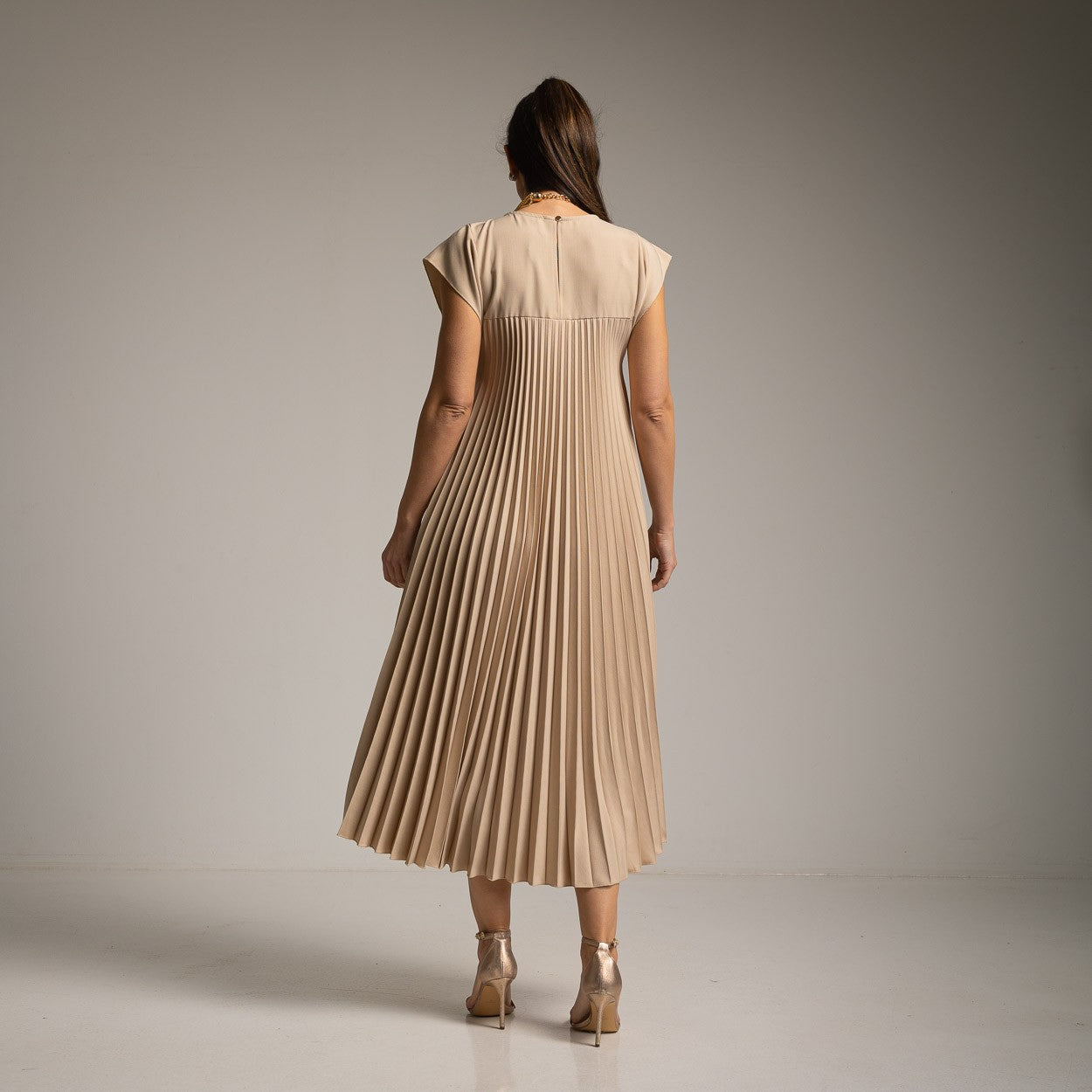 PLEATED BEIGE LONG SUMMER DRESS