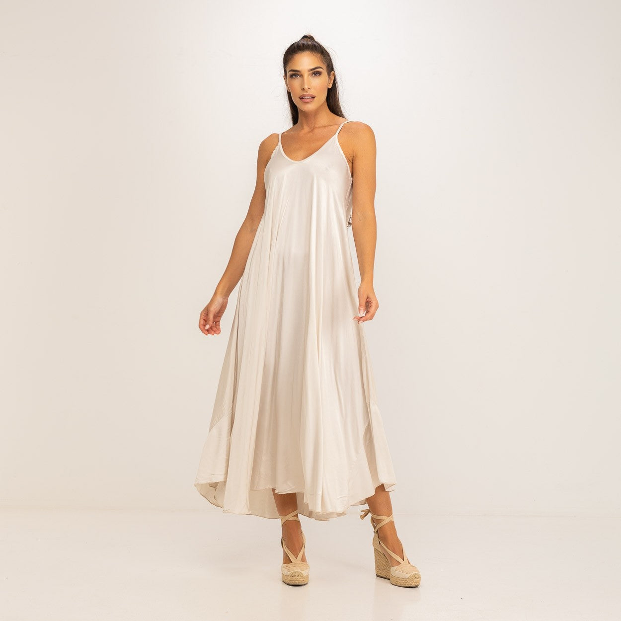 SATIN CREAM FLUIDE SUMMER DRESS