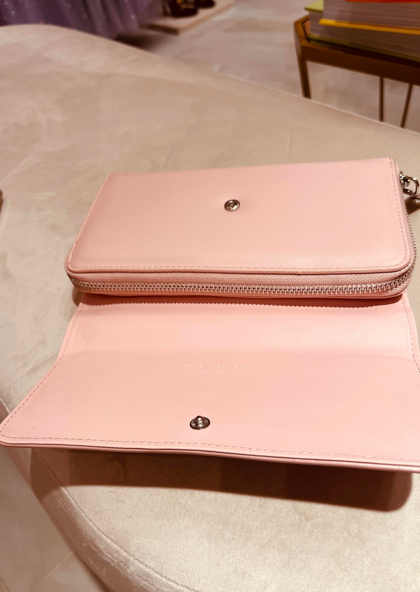 LIGHT PINK POWDER VALENTINO WALLET