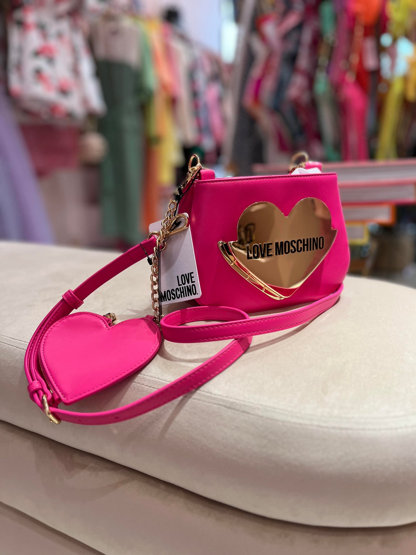 FUSCHIA LOVE MOSCHINO GOLD HEART MINI BAG