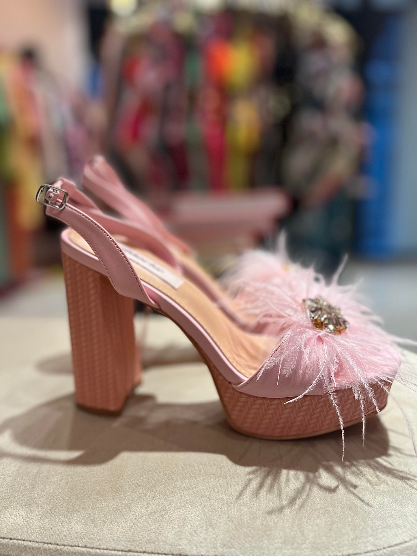 LIGHT PINK OSTRICH FEATHERS PLATEFORM HEELS